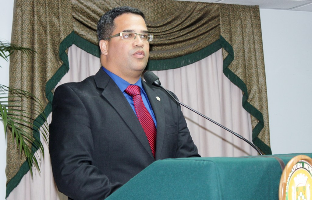 Hon. Marcos Cruz Molina