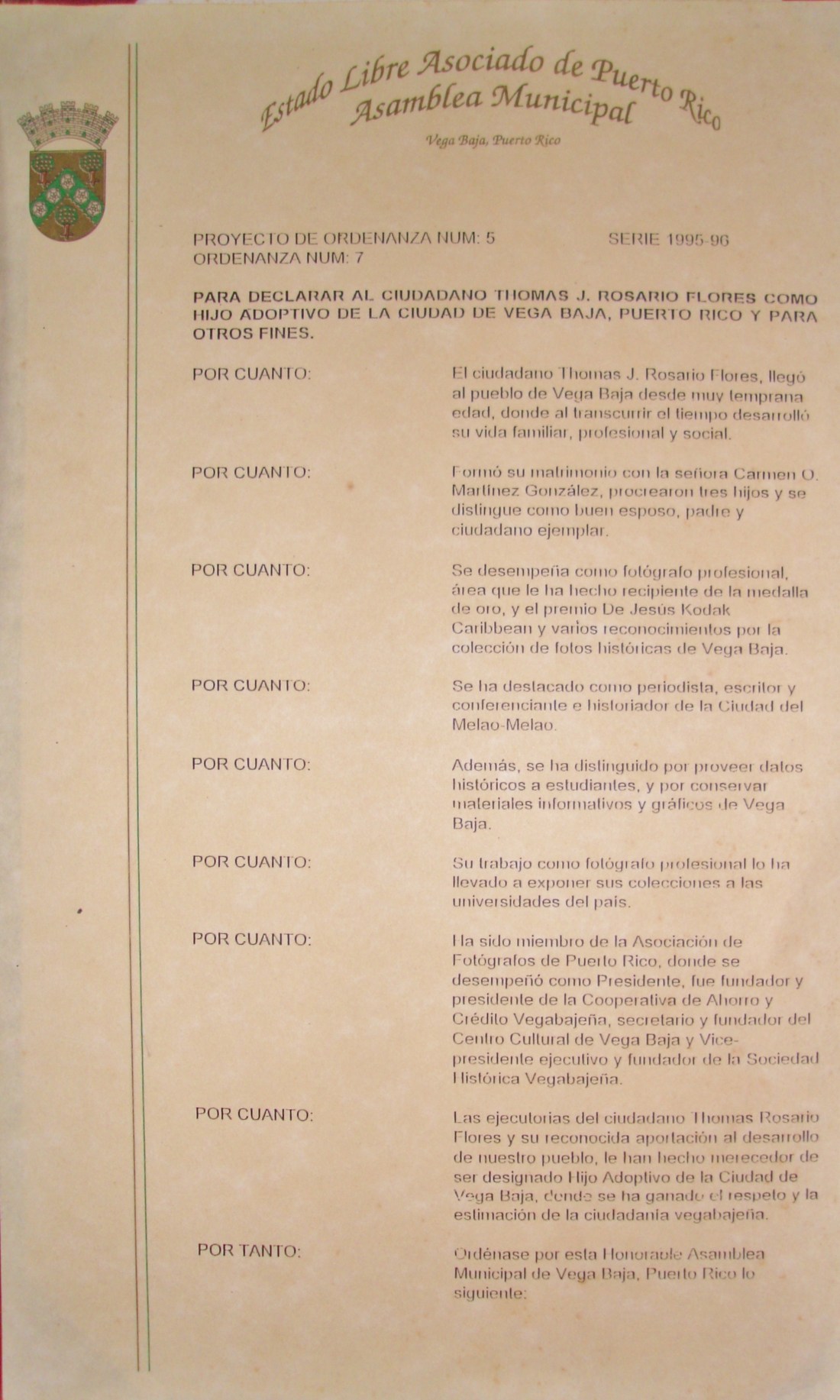 Ordenanza Hijo Adoptivo de Vega Baja a Thomas J Rosario Flores