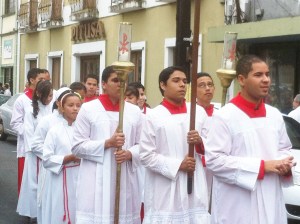 120329 Alexander y Carola Viernes Santo (5)