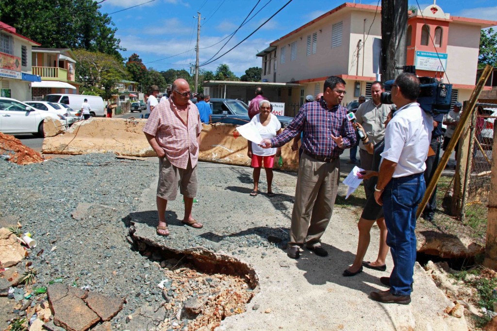 Alcalde Marcos Cruz en Parcelas Márquez