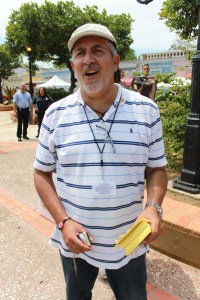 José Rodríguez Burgos (Williefania) estaba promocionando Vega Baja Vive!