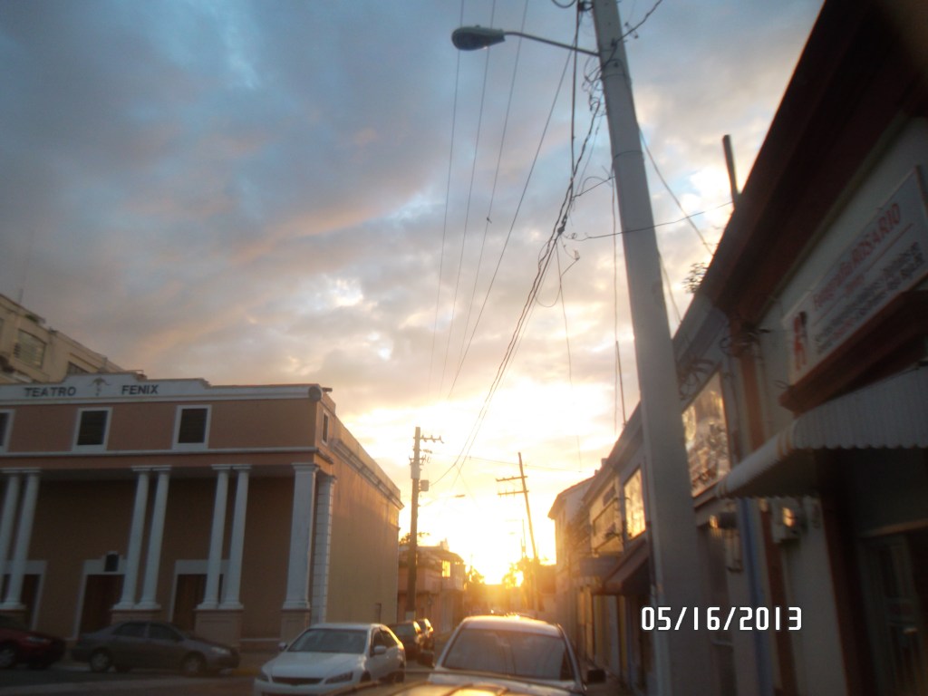 WILLIEFANIA ATARDECER VEGABAJENO