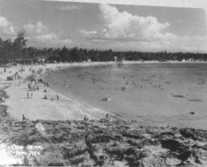 002048 Slide Caja 5 Playa de Vega Baja  c1950  34