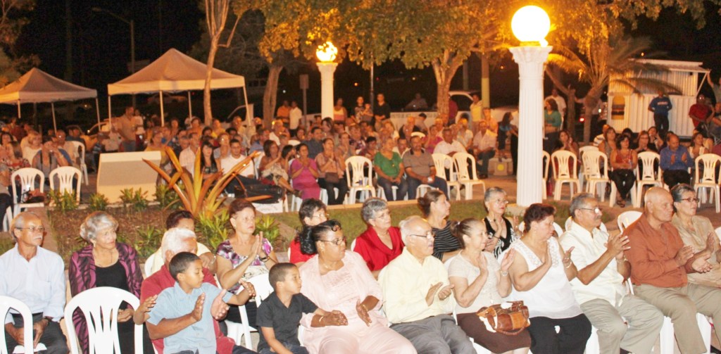 130614 LUIGI HOMENAJE A LOS PADRES (76)