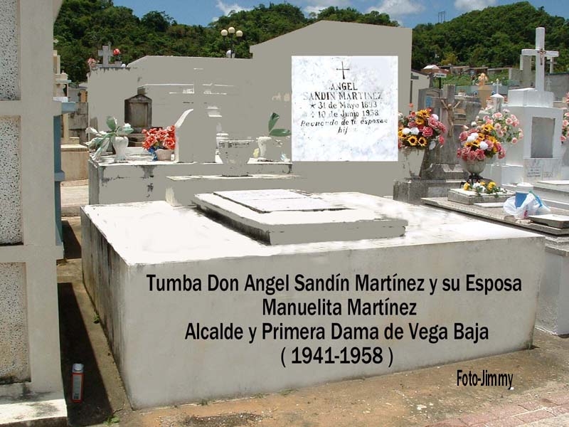 ASM61 Angel Sandín Martínez  Tumba e lDon Angel y Esposa Manuelita