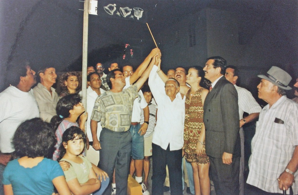 PEDRO CRESPO EN LA DEDICATORIA DE LA CALLE