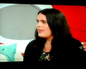 0003 Carola Tv la ntrevistan