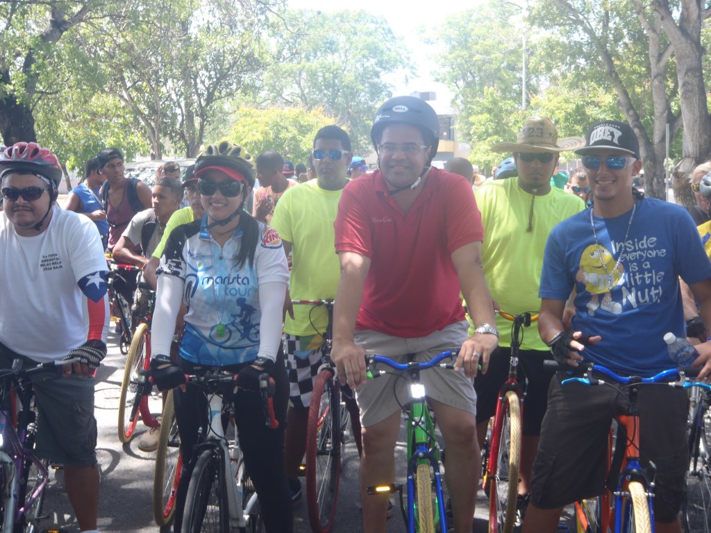 El alcalde Marcos Cruz encabezó el Bicijangueo