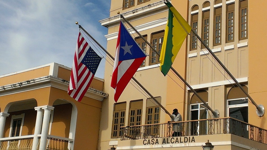 131018 BNDERA AMERICANA INVERTIDA