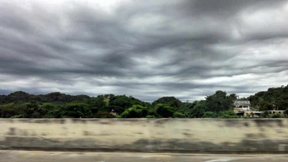 Abimael Castro Rivera Foto de nubes sobre Vega Baja