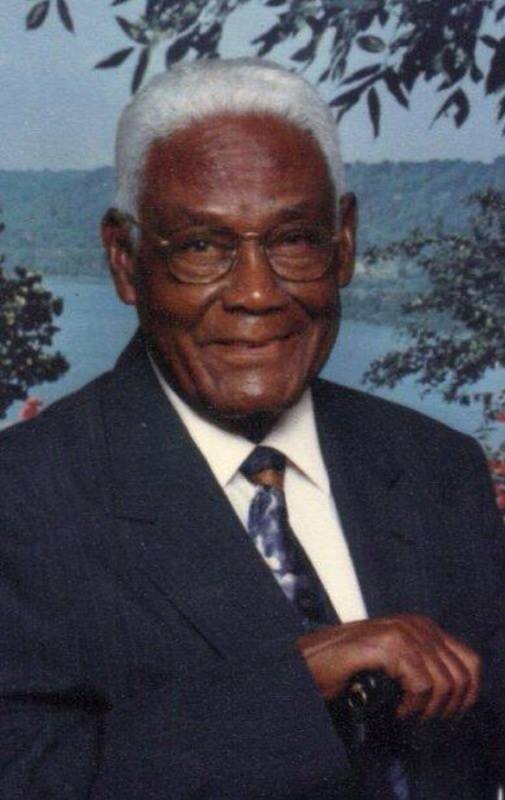 Fue un hombre de Dios que se puso por muchos años al servicio de los vegabajeños, levantó una familia honorable y es parte de nuestros valores locales. En estos días hubiera cumplido 106 años. No solo le hace falta a su familia. Nos hace falta a todos.