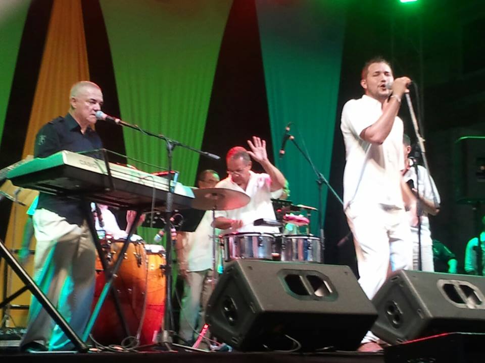 ROBERT RIVERA SON DEL MELAO 131011