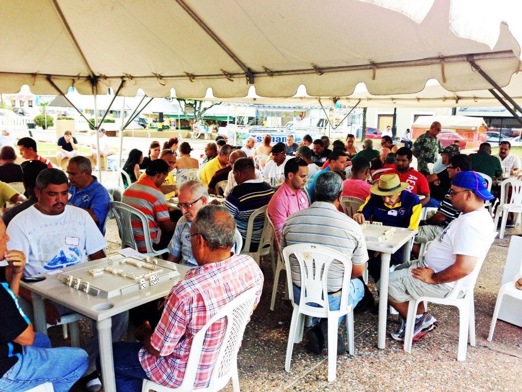 TORNEO DE DOMIO EN LA PLAZA JIMMYTO ROSARIO