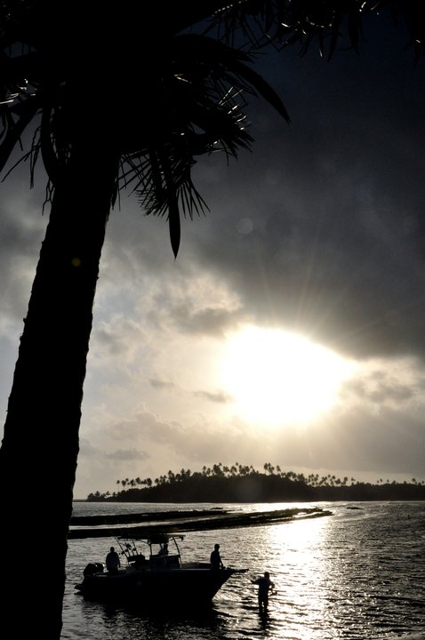 robert river paisaje vegabajeno silueta lancha margarita en amanecer 6 de agosto de 2011