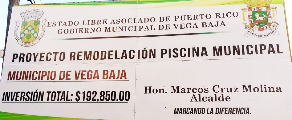 rotulo de la piscina