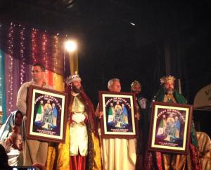 MICHELLE C. MUNOZ MARCOS CRUZ CON LOS REYES MAGOS