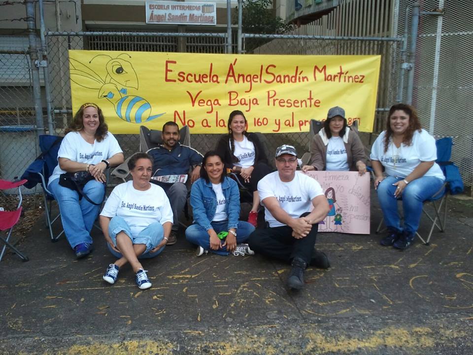 ROBERT RIVERA 2DO DIA DE PARO EN ESCUELA ANGEL SANDIN MARTINEZ