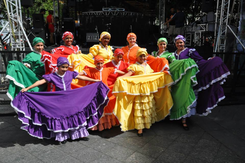 TAINO BOMBA POR ROBERT RIVERA  4