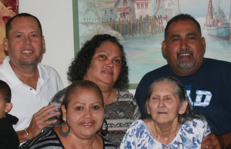 candida jimenez sanchez y familia