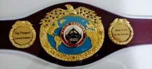 faja honoraria de reconocimiento a Emmanuel Rodriguez