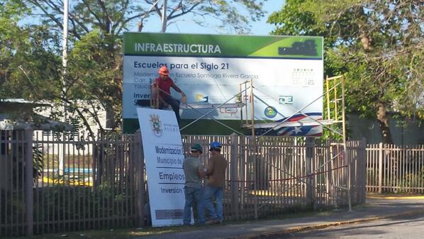 VEGA BAJA CAMBIANDO ROTULOS