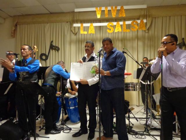 ROBERT RIVERA HOMENAJE A CHARLIE SIERRA