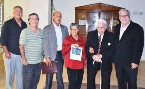 ROBERT RIVERA TILIN MARIA E INVESTIGADORES DE LA HISTORIA VEGABAJENA