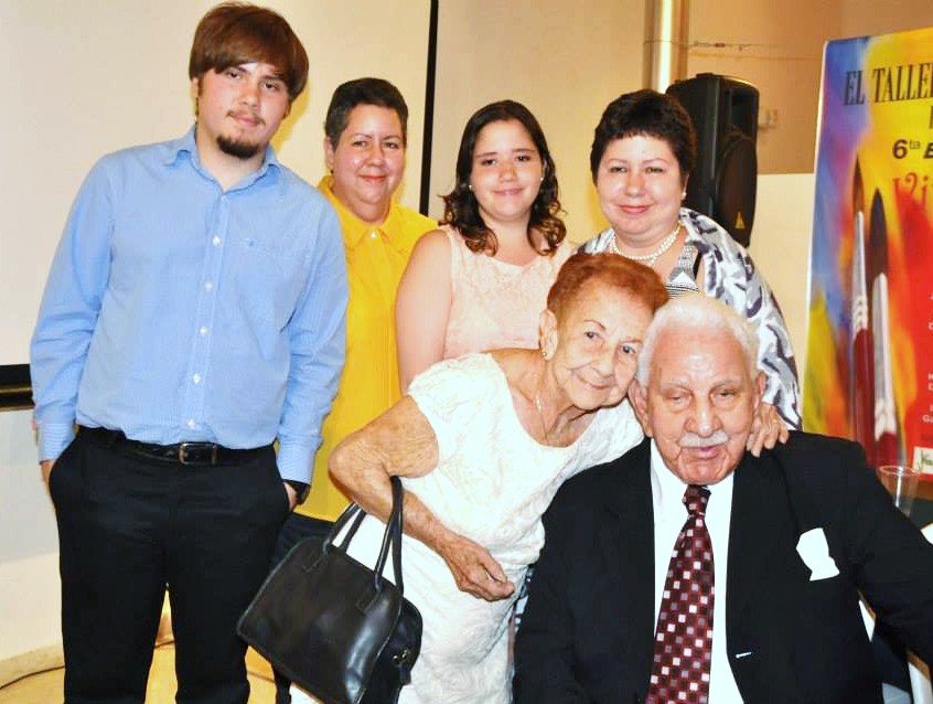 ROBERT RIVERA TILIN SU HERMANA Y FAMILIARES