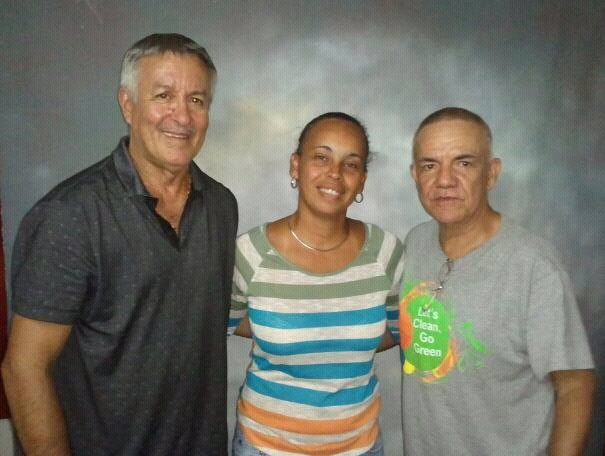 jenny con robert y edwin