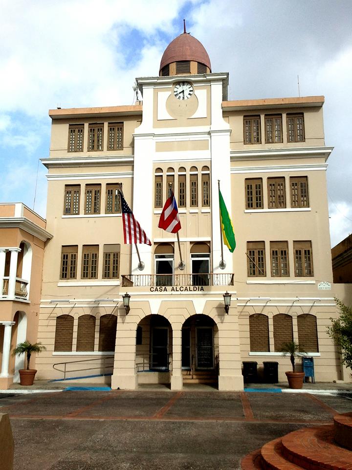 ROBERT RIVERA CASA ALCALDIA 2014