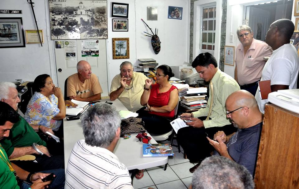 DIRECTIVA DEL SALON DE LA FAMA CON MIEMBROS GOBIERNO MUNICIPAL2