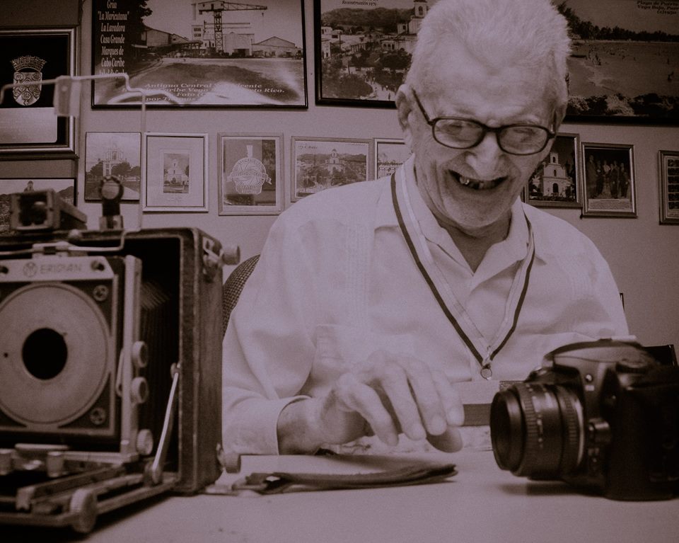 EDGAR FREYTES ESTA SONRISA HA DURADO MAS DE 70 ANOS