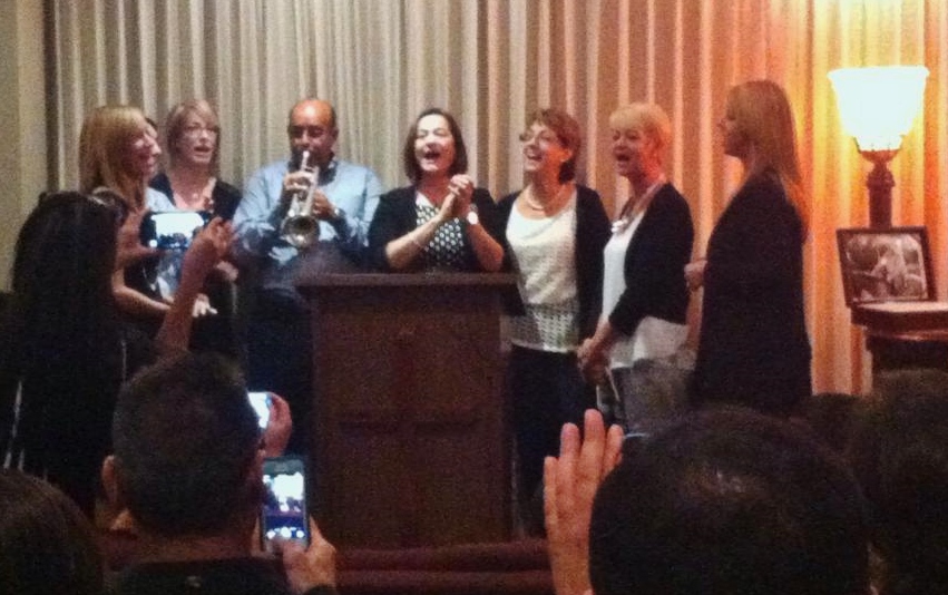 MARILYN HERNANDEZ FUNERAL CANTADO DE ROBERTO