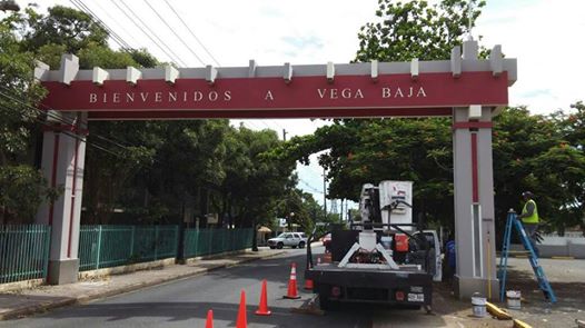 PORTAL DE LA 155 A LA SALIDA DEL PUEBLO