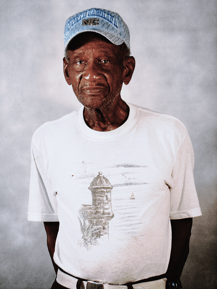 BENJAMIN MIMI DAVILA