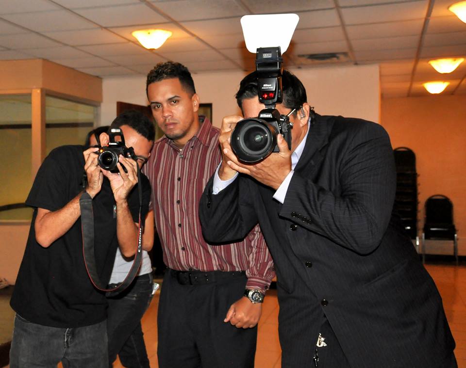 ROBERT rivera salon de la fama 9na exaltacion 44