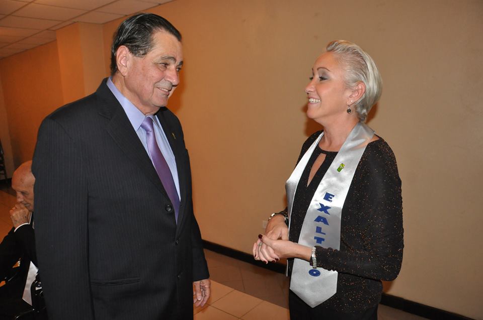 ROBERT rivera salon de la fama 9na exaltacion 55