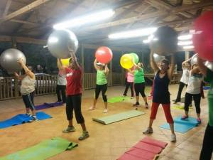 GMVB FIT BALL TRAINING EN TORTUGUERO