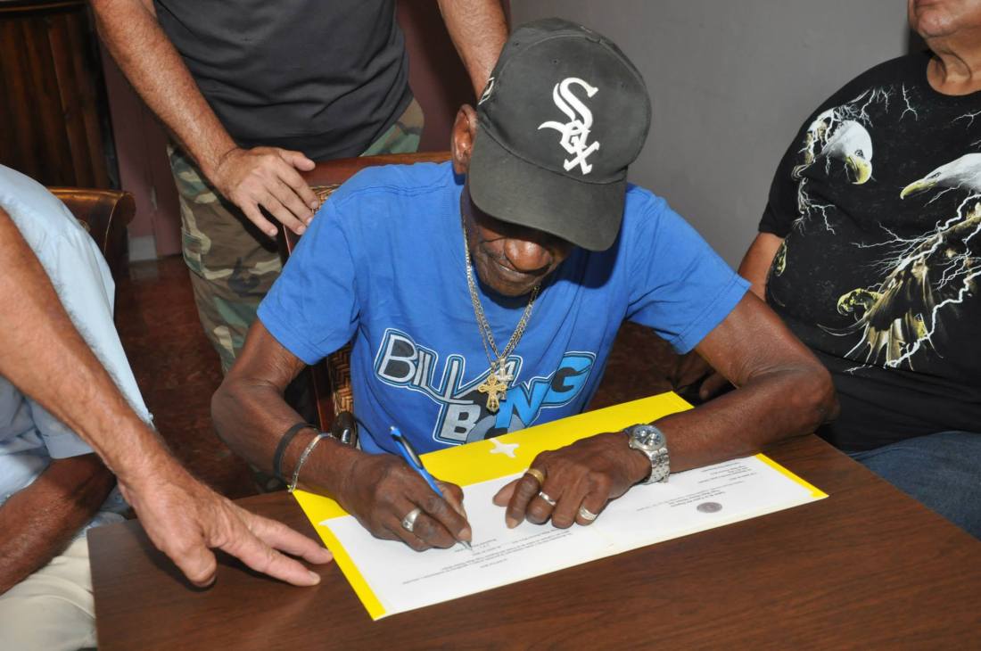 LUIGI FIRMA DE ACEPTACION DE EXALTACION MIMI