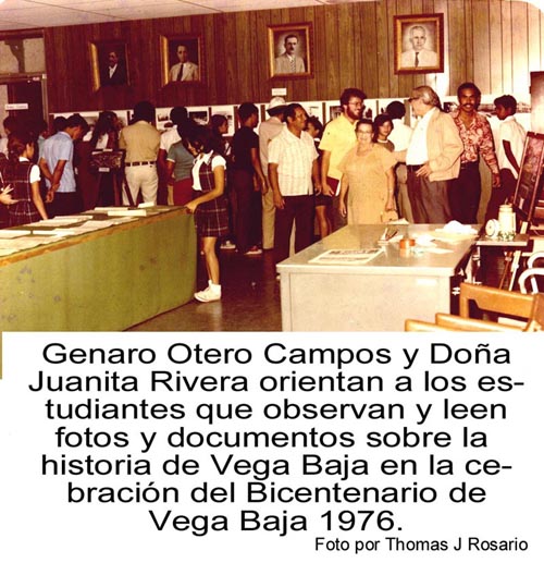 140-0 Exp Bicentenario Estudiantes Observan