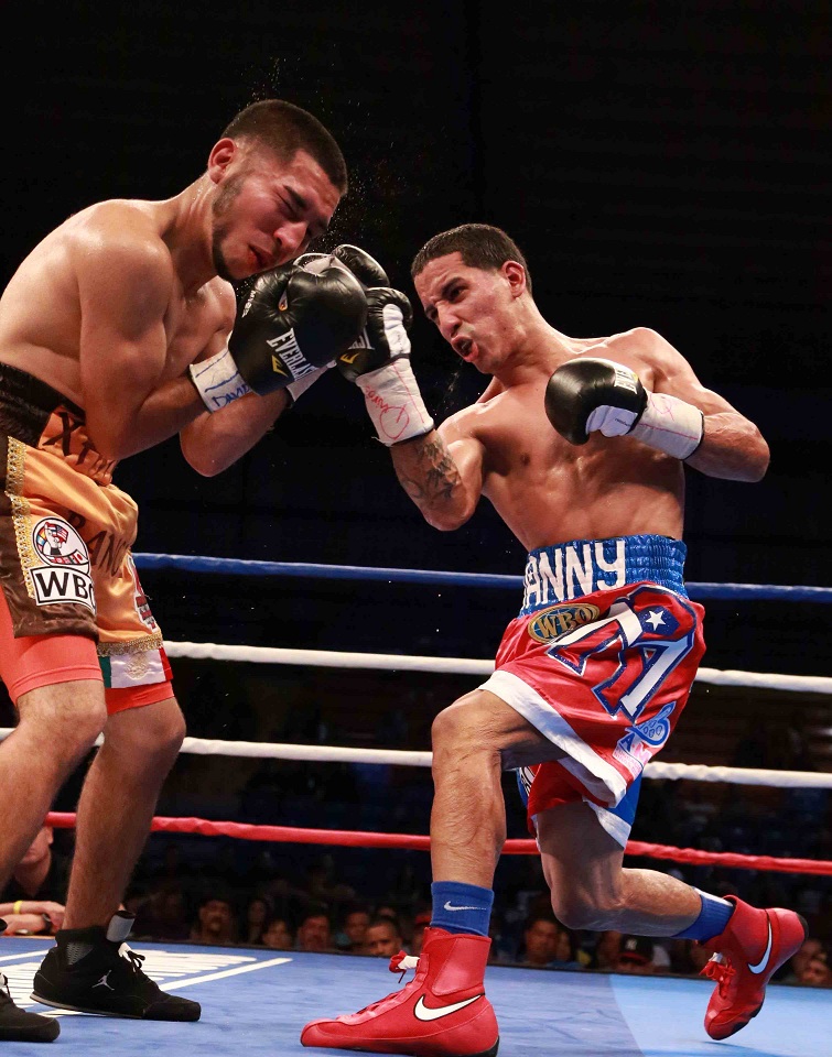 MannyRodriguezVsAlexRangel2CreditoMandatorioEsdelPalermoFreshBoxing