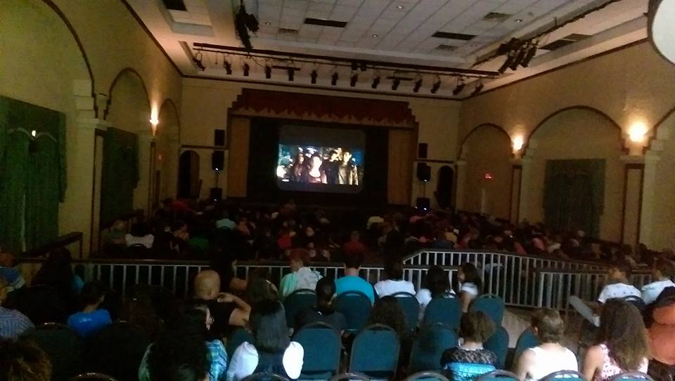 PRESENTACION PELICULA HOME 6