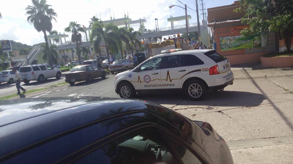 Lydia Mendoza Fuego en el Restaurante Chino5